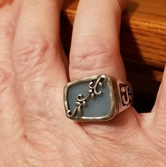 Silpada Sterling Silver & Blue Quartz Ring - Picture 8 of 13